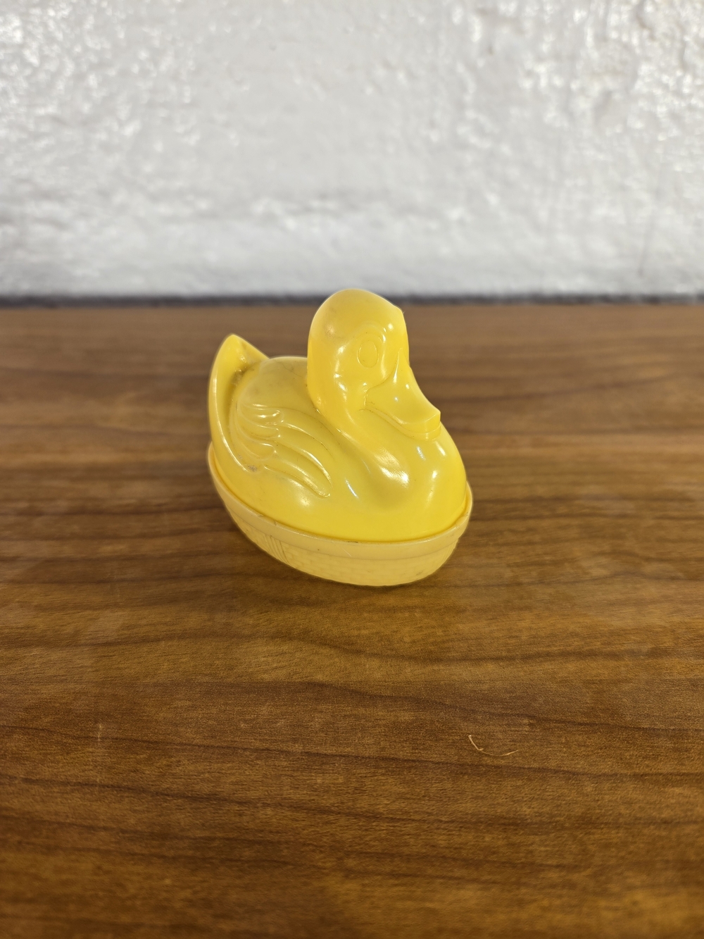 Vintage Yellow Plastic Duck on Nest ~ Fillable Easter Candy Container with Lid